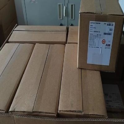 Positionneur de soupape de commande ABB V18345-001 Positionneur numérique et régulateur Fisher 67CFR