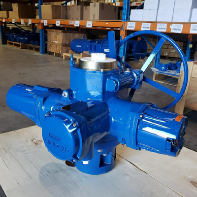 L'actionneur électrique limitorque QX pour vannes fonctionne avec le corps de vanne Fisher EZ