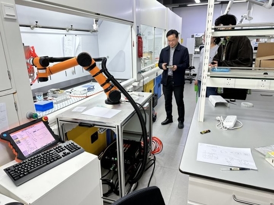 Paquet de canalisation de CNGBS pour les paquets robotiques de robe de câble de Cobot UR Hans Jaka Aubo Arm Protect