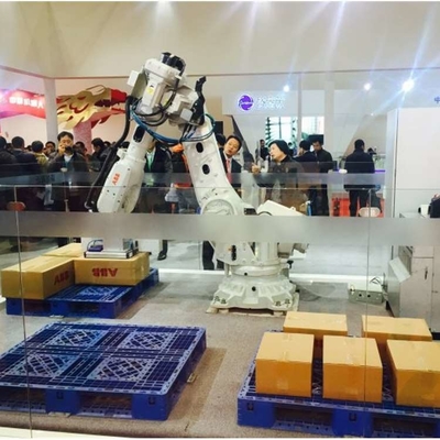 ABB 6 Axe bras robotique IRB 6700-155/2.85 avec purificateur CNGBS pour l'automatisation du robot de palettisation