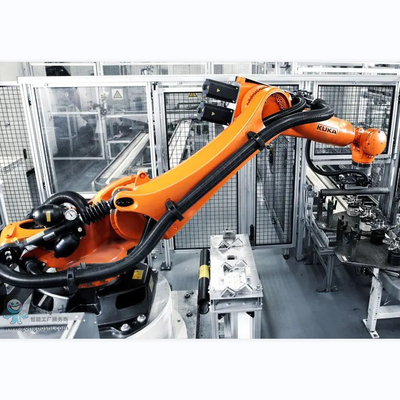 KUKA KR 210 R2700 Robots industriels à prise et emplacement avec guides linéaires CNGBS pour l'assemblage du moteur