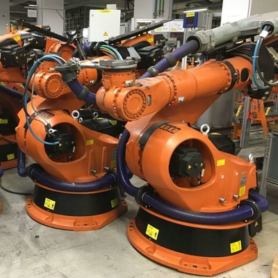 6 axes bras de soudage robotisé Kuka KR 210 R2700-2 avec positionneur de soudage CNGBS pour robot de soudage