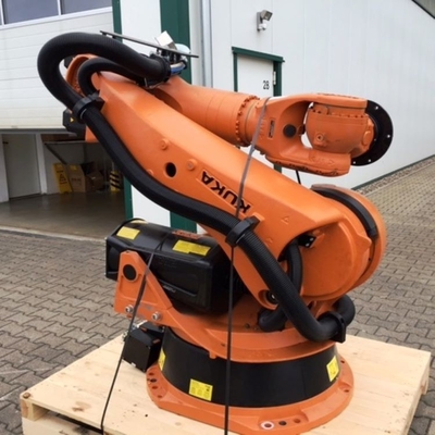 Kuka 6 axes bras robotique de manutention KR 240 R3330 avec rail de guidage de robot CNGBS pour le robot de manutention