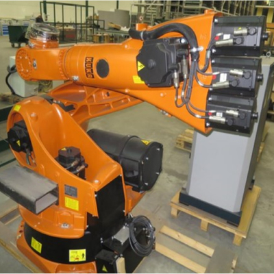 Kuka 6 axes bras robotique de manutention KR 240 R3330 avec rail de guidage de robot CNGBS pour le robot de manutention