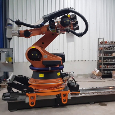 Kuka bras robotique 6 axes KR 360 R2830 avec grippeuse robot CNGBS pour robot automatique de prise et de placement