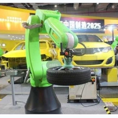 6 axes Fanuc CRX-5iA bras robot cobot avec vêtements de robot CNGBS pour le traitement en tant que robot collaboratif