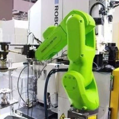 Fanuc bras robotique 6 axes CRX-20iA/L avec rail de guidage de robot CNGBS pour le traitement en tant que robot cobot
