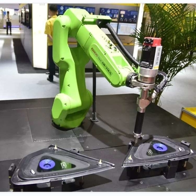 Fanuc bras robotique 6 axes CRX-20iA/L avec rail de guidage de robot CNGBS pour le traitement en tant que robot cobot