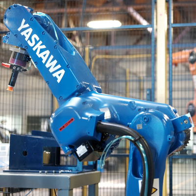 GP12 bras de robot industriel Yaskawa avec couverture de robot CNGBS comme bras de robot à 6 axes pour la manutention