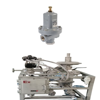 Ventilateur à gaz naturel équipé d'un régulateur de pression de la série Emerson Fisher MR95/MR95L/MR95H et d'un manomètre WIKA
