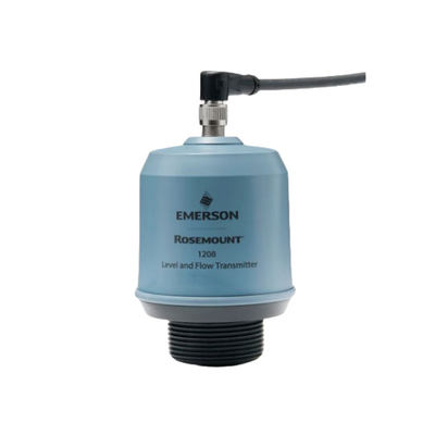 Unité de traitement de l'eau montée sur des patins avec Emerson Rosemount modèle 1280 radar sans contact niveau et débit