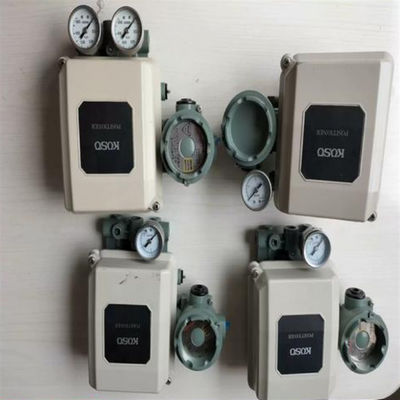 Positionneur de soupape de commande avec le propulseur de volume pneumatique de Samson 3755 et le KOSO EPA800