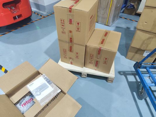 Vanne à boisseau sphérique de contrôle de marque chinoise avec actionneurs électriques Rotork ROM à entraînement direct quart de tour avec commandes locales