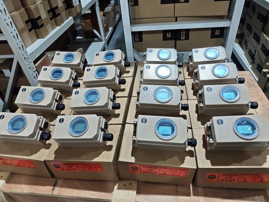 Valve à bille de commande pneumatique chinoise avec positionneur de soupape Samson 3730 3731 et soupape solénoïde 3963 avec stock