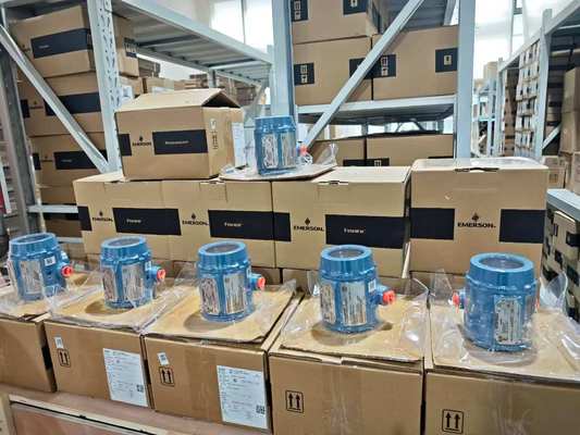 Transmetteur de pression coplanaire Rosemount 3051 et transmetteur de température 3144P, protocoles HART 4-20 mA et FOUNDATION Fieldbus