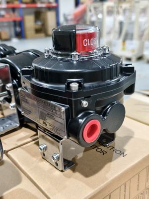 Vanne de régulation trois voies avec communication HART 20-100 Psi