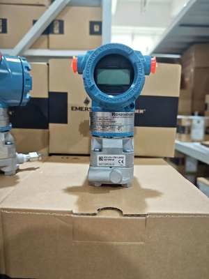 Portée sans fil Antenne interne 225 M Reproductibilité ≤10C Technologie sans fil avancée Transmetteur de pression Rosemount 3051C