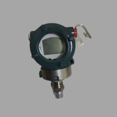 Système de commutation de vannes sur skid, équipé de débitmètres vortex Yokogawa série VY et de transmetteurs de pression Eja210e, Eja430e, Eja438e et Eja530e