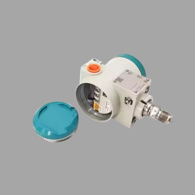 Émetteur de pression Siemens SITRANS P320 7MF0300, débitmètre à vortex SITRANS FX330 et collecteur de soupape de régulation du débit