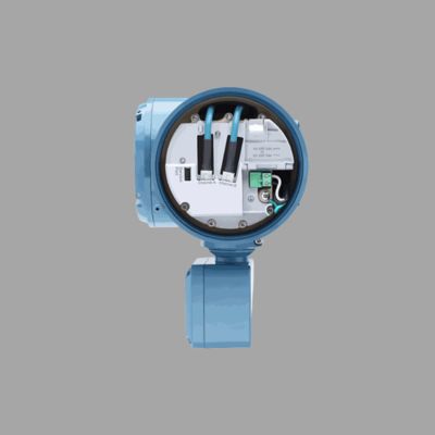 Skid de vanne de gaz naturel équipé d'un débitmètre Coriolis Micro Motion F100A et d'un transmetteur 5700 installé sur site.