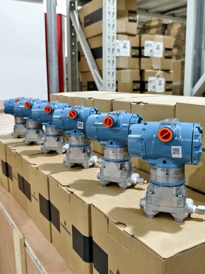 Transmetteur de pression Rosemount 3051 Plage 137,89 bar avec module d'alimentation 10 ans