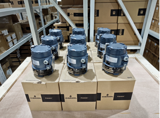 Vanne de contrôle avec convertisseur I/P Fisher 846 et positionneur DVC6200 pour environnements à haute température, haute pression, corrosifs et dangereux