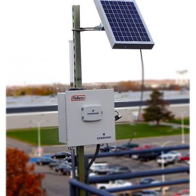 Compact précise de surveillance du Gestionnaire de débit Emerson FloBoss 107 multi-Run de l'ordinateur de débit pour le pétrole et le gaz applications