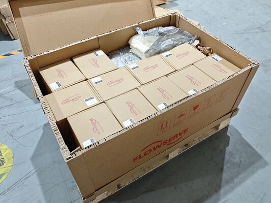 Valve de commande pneumatique blanche et rouge et positionneurs numériques Flowserve Logix 520MD 3200MD 3800MD Contrôleur de valves de commande industrielle FISHER 2000