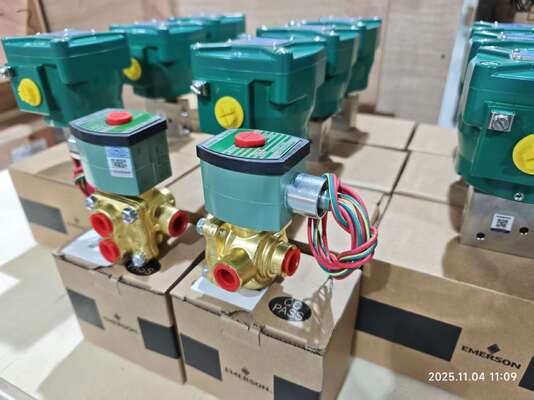 Soupape de commande chinoise avec le positionneur de Siemens et le régulateur 67cfr et la vanne électromagnétique d'Asco