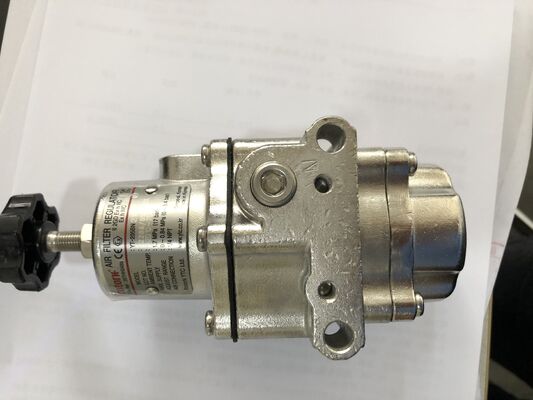 Valve de commande avec positionneur de valve numérique Baker Hughes Masoneilan SVI2-21123121 Régulateur de filtres de booster pneumatique YT-200