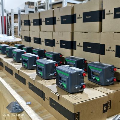 Positionneur de vanne Emerson Fisher DVC2000 : prend en charge le protocole HART et les signaux 4-20mA ; configuration à simple effet ; compatible avec les électrovannes NORGREN HERION série 6316 ; disponible en stock pour une livraison immédiate