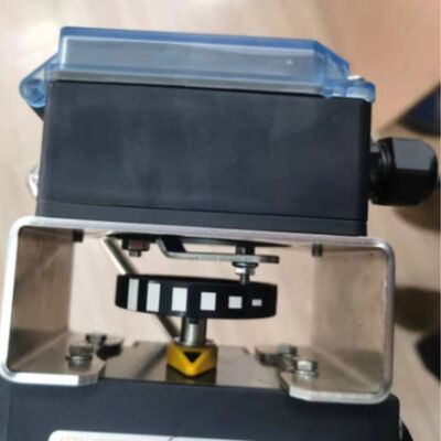 le samson regula du positionneur 4708 commandent des robinets d'arrêt sphériques 3241with 3277 d'actionneur pneumatique et de Masoneilan SVI2 21113111 valve