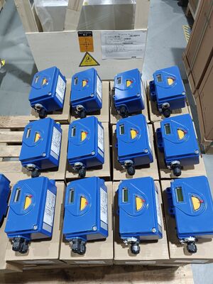 Foxboro SRD991 Positionneur de soupape intelligent HART 4-20mA pour les soupapes de contrôle de processus