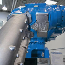 Haute charge utile L robot automatique de peinture au pistolet d'axe, bras rapide de robot d'économie de l'espace