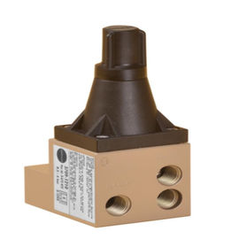 Positionneur de soupape de commande de solénoïde de l'acier 3709 de Samson pour commander les déclencheurs linéaires pneumatiques
