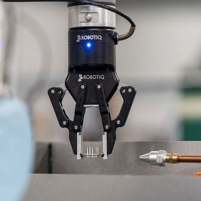 Les pièces de rechange robotiques de bras de robot de main-e de pince de ROBOTIQ combinent avec le robot de collaboration d'UR
