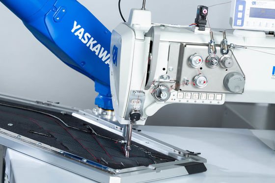 Manipulation du bras de robot de Yaskawa de la charge utile 7kg d'IP67 927mm