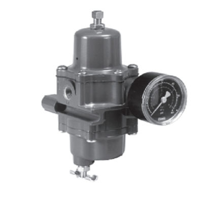 valve 67C, 67CR, 67CF et 67CFR des régulateurs de pression de Fisher avec des matériaux d'acier inoxydable pour la valve de manière