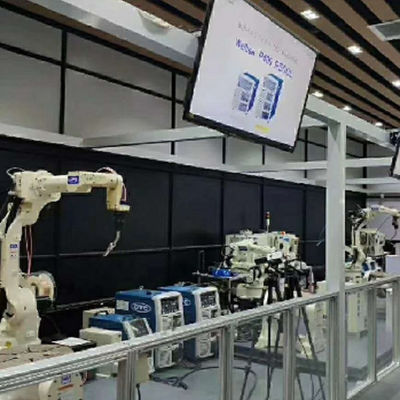 6 solution de robot de soudure d'OTC FD-B6L de bras de robot d'axe avec la machine de soudure de DM350 DM500 pour la soudure de MIG