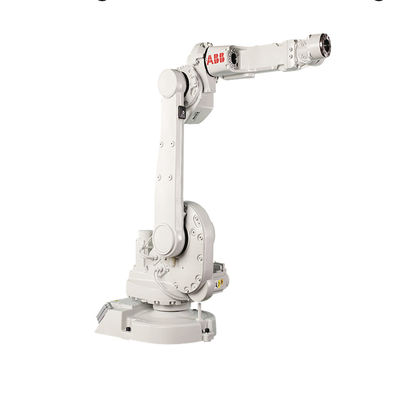 ABB IRB 1600 comme manipulateur pour le robot de manipulation et de empaquetage d'axe du robot 6