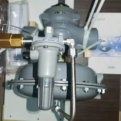Les régulateurs de pression de gaz de Fisher 1098-EGR 1098H-EGR commandent le régulateur de pression numérique et la valve réduisant la pression