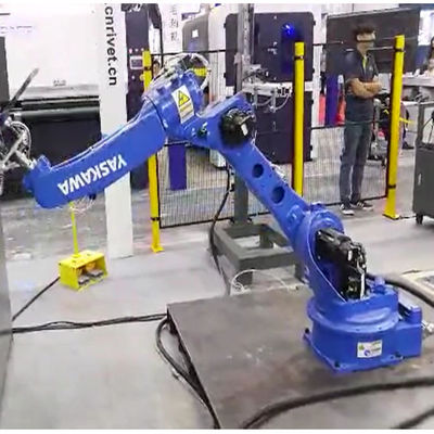 Axe du bras 6 de robot industriel de GP25 pour le robot de soudure de tasse du robot de soudure de commande numérique par ordinateur MIG