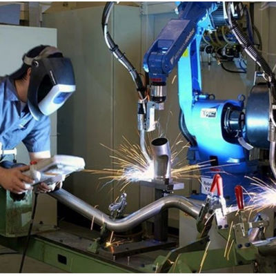 Axe GP8 du bras 6 de robot pour le robot de soudure automatique et le robot de soudure de MIG