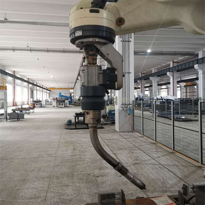 OTC FD-V8 avec le robot de soudure de MIG de machine de soudure DM350