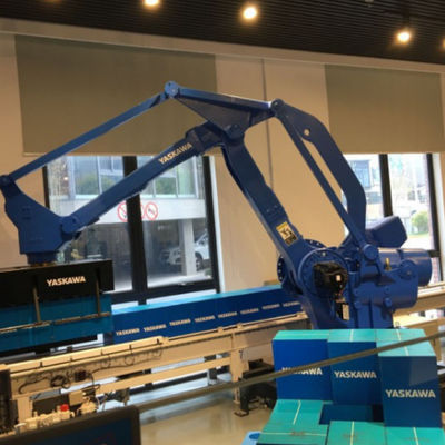 Charge utile 225kg de Motoman GP225 de robot de Palletizer haute avec le bras de robot de commande numérique par ordinateur