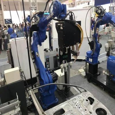6 Axis Arm Robot Yaskawa AR1440 avec positionneur de soudage CNGBS pour l'automatisation du robot de soudage Mig