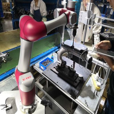 Robot de collaboration de l'axe JAKA Zu 5 Cobot Chine du bras 6 de robot de manipulateur
