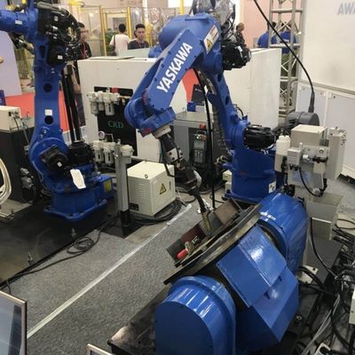 Bras robotique industriel d'AR1440 avec les soudeuses RD350S de laser et de portée de 1440MM utilisée pour la soudure à l'arc électrique