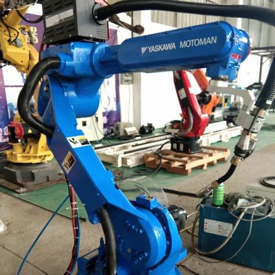 Robot intelligent rapide et précis AR2010 en tant que portée 2010mm de la charge utile 12kg de machine de soudure de MIG pour la soudure à l'arc électrique