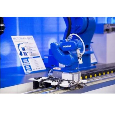 Prix du robot GP7 industriel avec la charge utile 7KG et le contrôleur For Material Handling de la commande numérique par ordinateur YRC1000